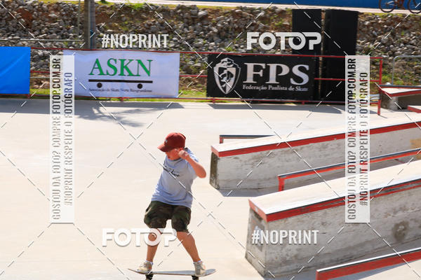 Buy your photos of the eventCampeonato Brasileiro de Skate Street Amador on Fotop