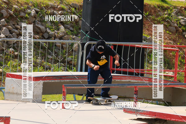 Buy your photos of the eventCampeonato Brasileiro de Skate Street Amador on Fotop