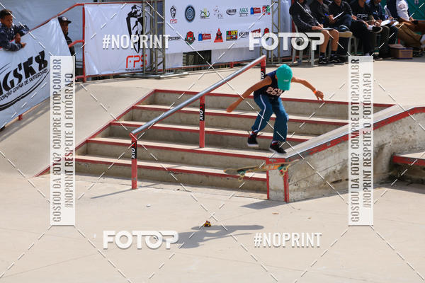 Buy your photos of the eventCampeonato Brasileiro de Skate Street Amador on Fotop