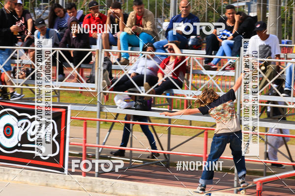 Buy your photos of the eventCampeonato Brasileiro de Skate Street Amador on Fotop