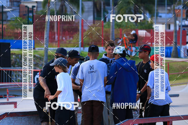 Buy your photos of the eventCampeonato Brasileiro de Skate Street Amador on Fotop