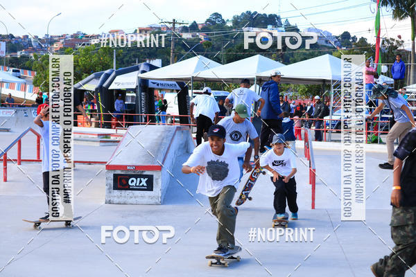 Buy your photos of the eventCampeonato Brasileiro de Skate Street Amador on Fotop