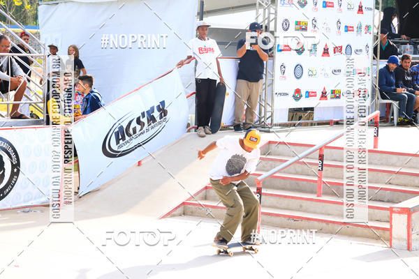 Buy your photos of the eventCampeonato Brasileiro de Skate Street Amador on Fotop