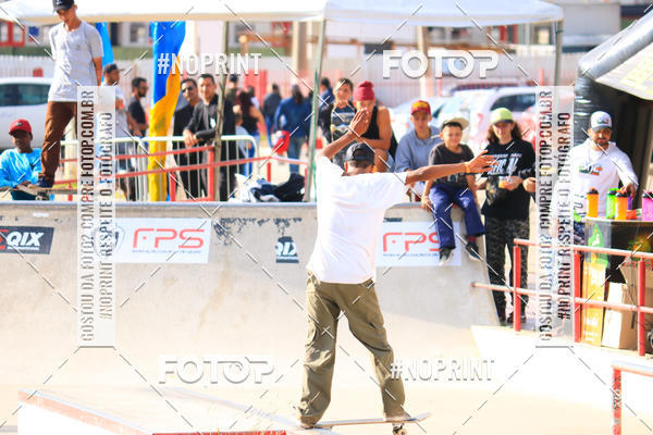 Buy your photos of the eventCampeonato Brasileiro de Skate Street Amador on Fotop