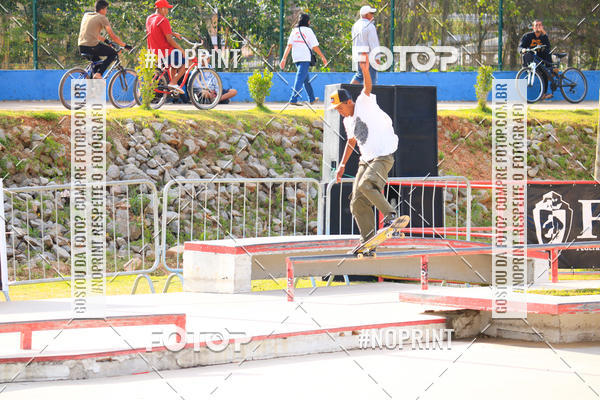Buy your photos of the eventCampeonato Brasileiro de Skate Street Amador on Fotop