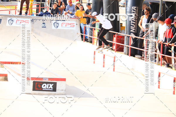 Buy your photos of the eventCampeonato Brasileiro de Skate Street Amador on Fotop