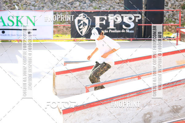 Buy your photos of the eventCampeonato Brasileiro de Skate Street Amador on Fotop