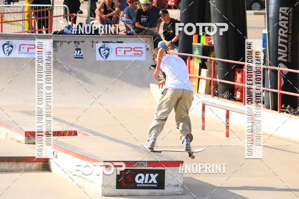 Buy your photos of the eventCampeonato Brasileiro de Skate Street Amador on Fotop