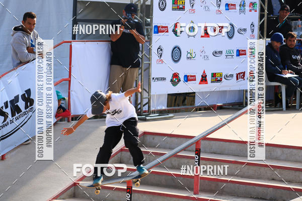 Buy your photos of the eventCampeonato Brasileiro de Skate Street Amador on Fotop