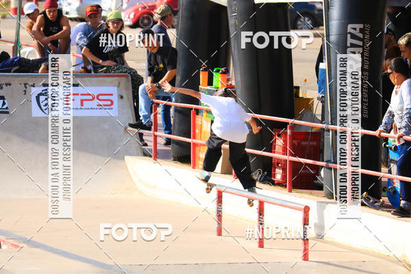 Buy your photos of the eventCampeonato Brasileiro de Skate Street Amador on Fotop