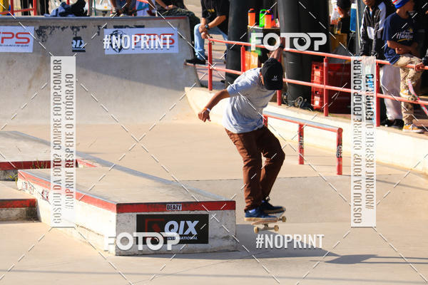 Buy your photos of the eventCampeonato Brasileiro de Skate Street Amador on Fotop
