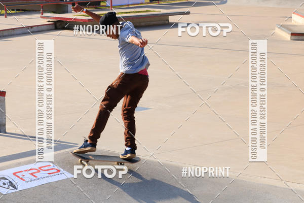 Buy your photos of the eventCampeonato Brasileiro de Skate Street Amador on Fotop