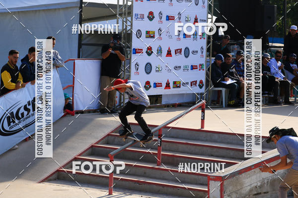 Buy your photos of the eventCampeonato Brasileiro de Skate Street Amador on Fotop