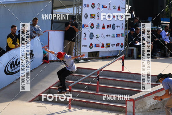 Buy your photos of the eventCampeonato Brasileiro de Skate Street Amador on Fotop