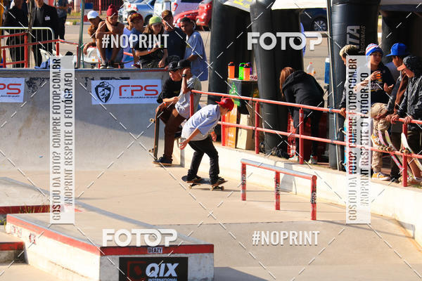 Buy your photos of the eventCampeonato Brasileiro de Skate Street Amador on Fotop