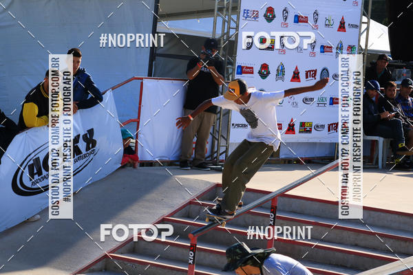 Buy your photos of the eventCampeonato Brasileiro de Skate Street Amador on Fotop