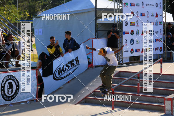 Buy your photos of the eventCampeonato Brasileiro de Skate Street Amador on Fotop