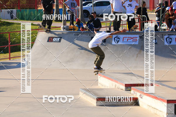 Buy your photos of the eventCampeonato Brasileiro de Skate Street Amador on Fotop