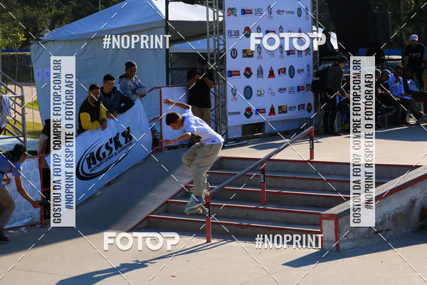 Buy your photos of the eventCampeonato Brasileiro de Skate Street Amador on Fotop