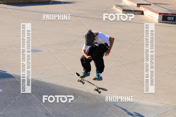 Buy your photos of the eventCampeonato Brasileiro de Skate Street Amador on Fotop