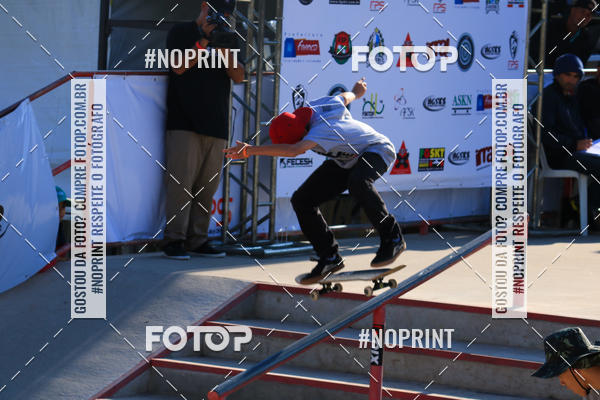 Buy your photos of the eventCampeonato Brasileiro de Skate Street Amador on Fotop