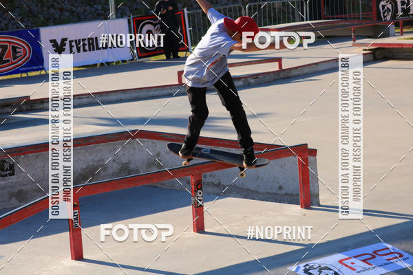 Buy your photos of the eventCampeonato Brasileiro de Skate Street Amador on Fotop