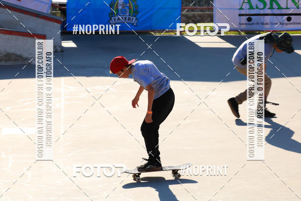 Buy your photos of the eventCampeonato Brasileiro de Skate Street Amador on Fotop