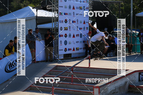 Buy your photos of the eventCampeonato Brasileiro de Skate Street Amador on Fotop