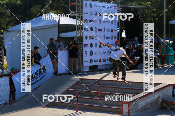 Buy your photos of the eventCampeonato Brasileiro de Skate Street Amador on Fotop