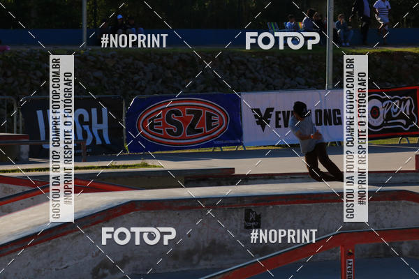 Buy your photos of the eventCampeonato Brasileiro de Skate Street Amador on Fotop