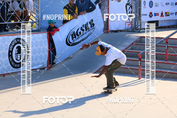 Buy your photos of the eventCampeonato Brasileiro de Skate Street Amador on Fotop