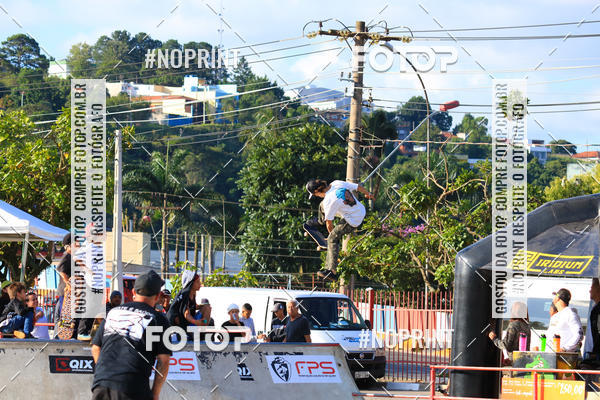 Buy your photos of the eventCampeonato Brasileiro de Skate Street Amador on Fotop