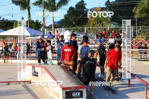 Buy your photos of the eventCampeonato Brasileiro de Skate Street Amador on Fotop