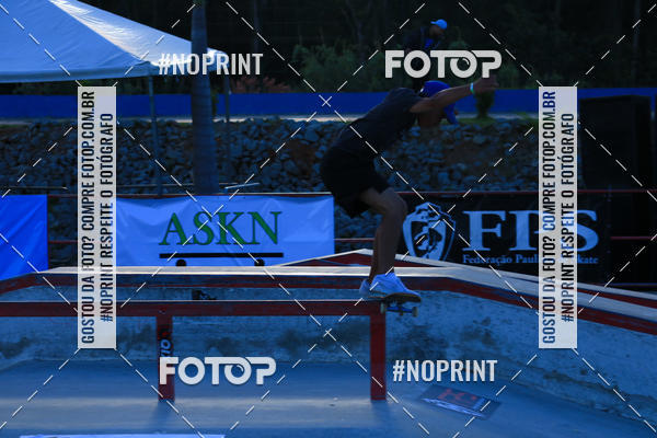 Buy your photos of the eventCampeonato Brasileiro de Skate Street Amador on Fotop