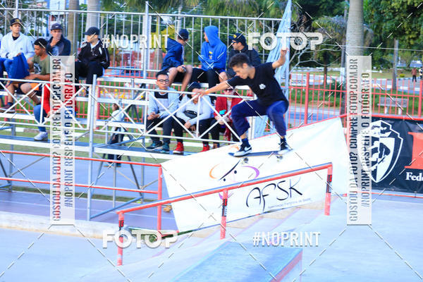 Buy your photos of the eventCampeonato Brasileiro de Skate Street Amador on Fotop