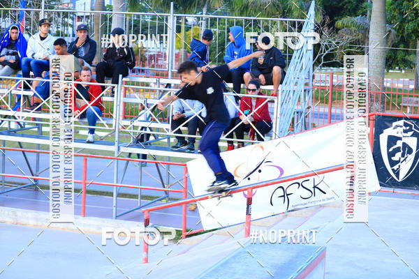 Buy your photos of the eventCampeonato Brasileiro de Skate Street Amador on Fotop