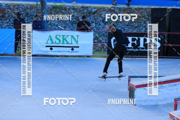 Buy your photos of the eventCampeonato Brasileiro de Skate Street Amador on Fotop