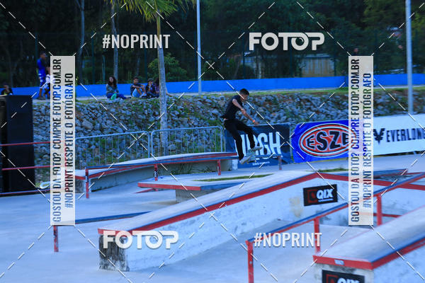 Buy your photos of the eventCampeonato Brasileiro de Skate Street Amador on Fotop