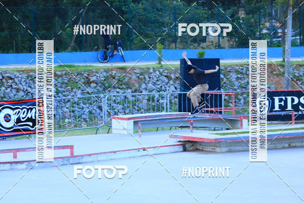 Buy your photos of the eventCampeonato Brasileiro de Skate Street Amador on Fotop