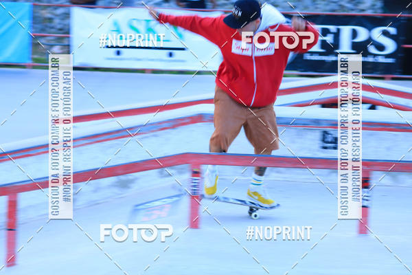 Buy your photos of the eventCampeonato Brasileiro de Skate Street Amador on Fotop