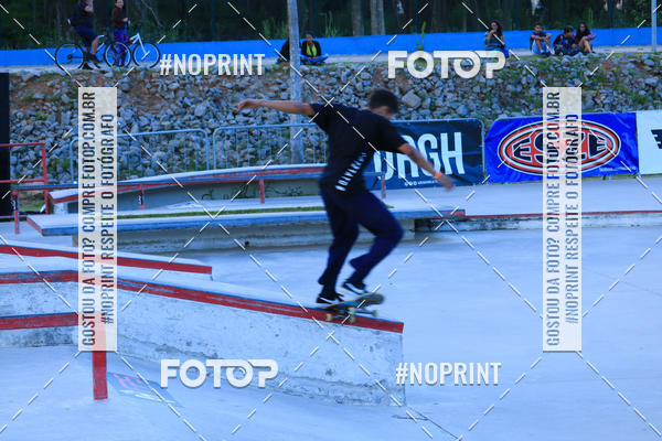 Buy your photos of the eventCampeonato Brasileiro de Skate Street Amador on Fotop