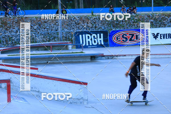 Buy your photos of the eventCampeonato Brasileiro de Skate Street Amador on Fotop