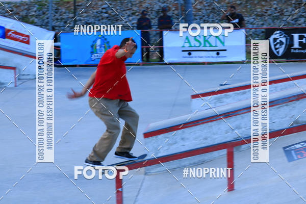 Buy your photos of the eventCampeonato Brasileiro de Skate Street Amador on Fotop