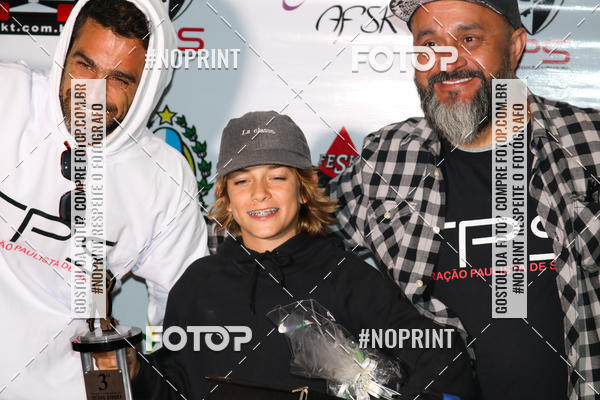Buy your photos of the eventCampeonato Brasileiro de Skate Street Amador on Fotop