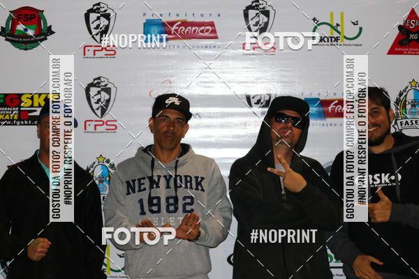 Buy your photos of the eventCampeonato Brasileiro de Skate Street Amador on Fotop
