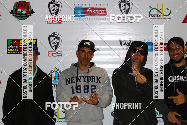 Buy your photos of the eventCampeonato Brasileiro de Skate Street Amador on Fotop