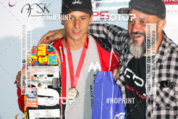 Buy your photos of the eventCampeonato Brasileiro de Skate Street Amador on Fotop