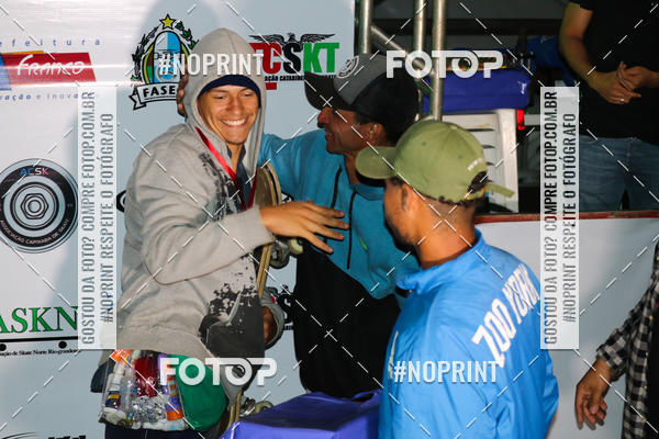 Buy your photos of the eventCampeonato Brasileiro de Skate Street Amador on Fotop