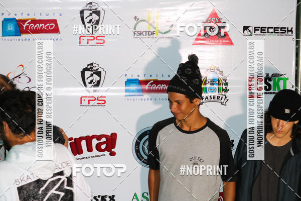 Buy your photos of the eventCampeonato Brasileiro de Skate Street Amador on Fotop