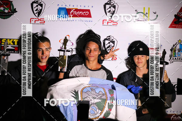 Buy your photos of the eventCampeonato Brasileiro de Skate Street Amador on Fotop